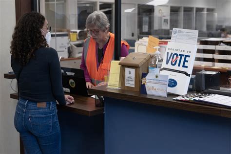 Many Latino Californians aren’t voting. Can U.S. Senate candidates motivate them?
